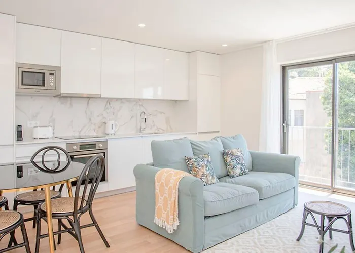 Liiiving In - Design Appartement Oporto