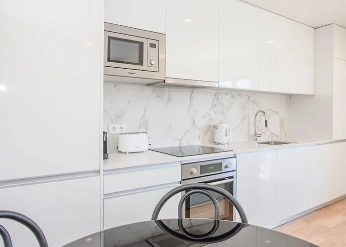 Liiiving In - Design Appartement Oporto