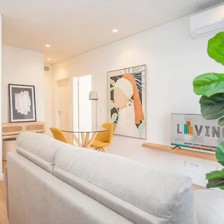 Liiiving In - Design Apartment Porto