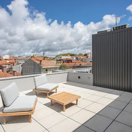 Liiiving In - Design