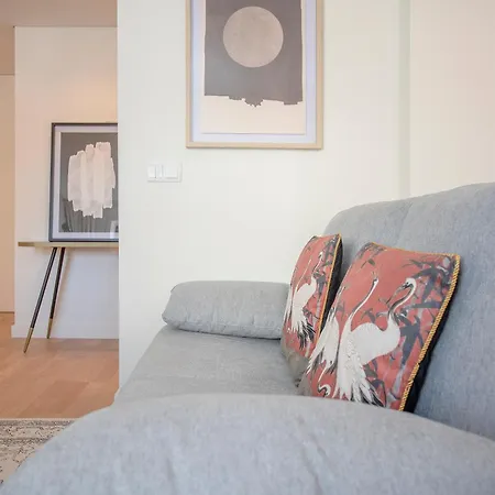 Liiiving In - Design