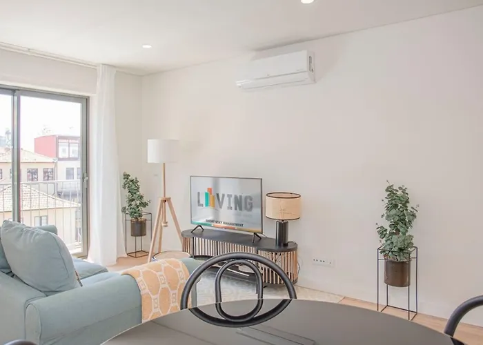 Liiiving In - Design