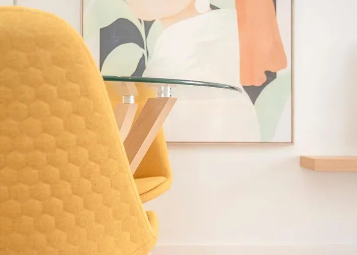 Liiiving In - Design