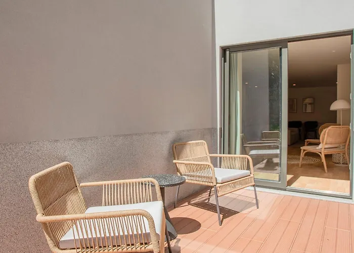 Liiiving In - Design